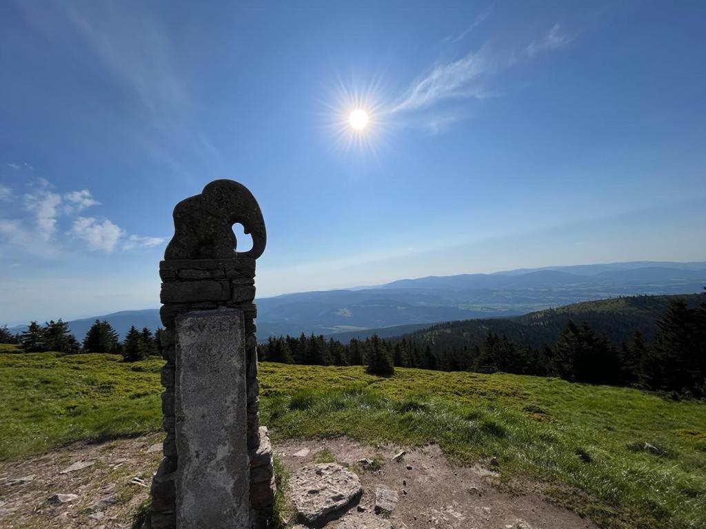 Вилла Chaloupka Na Konci Sveta Raskov Экстерьер фото